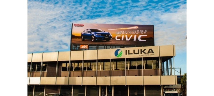 4 Ways the Right Signage Can Boost Your Marketing Efforts and Save the Day