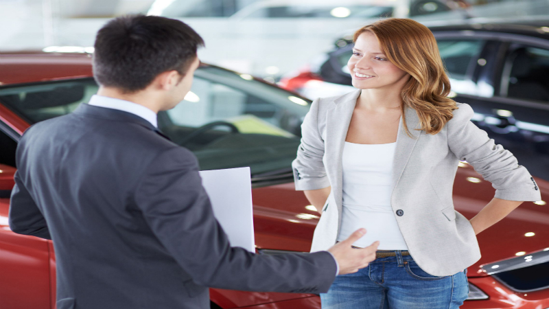 Why You Should Buy a Used Car from a Dealer Instead of an IL Private Seller