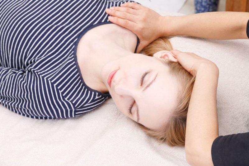 How Spinal Decompression Helps with Herniated and Bulging Discs